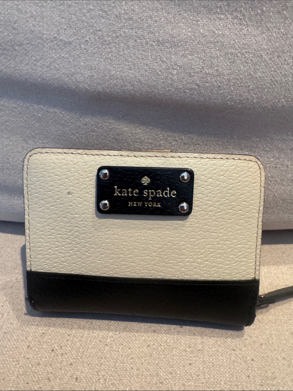 kate spade Black and Cream Two-Tone Compact Wallet